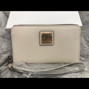 Dooney & Bourke Zip Around Wristlet Leather Bone